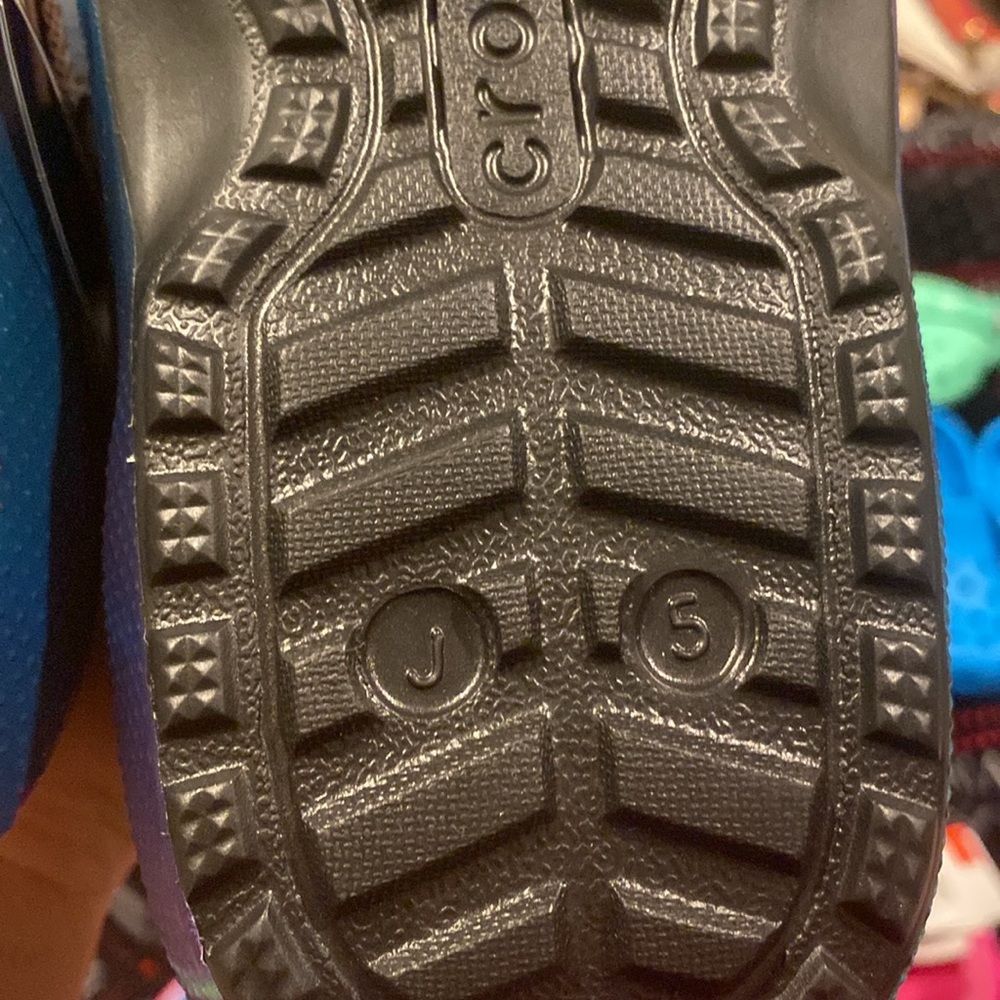 🐊Crocks continued🐊 - Picture 9 of 10